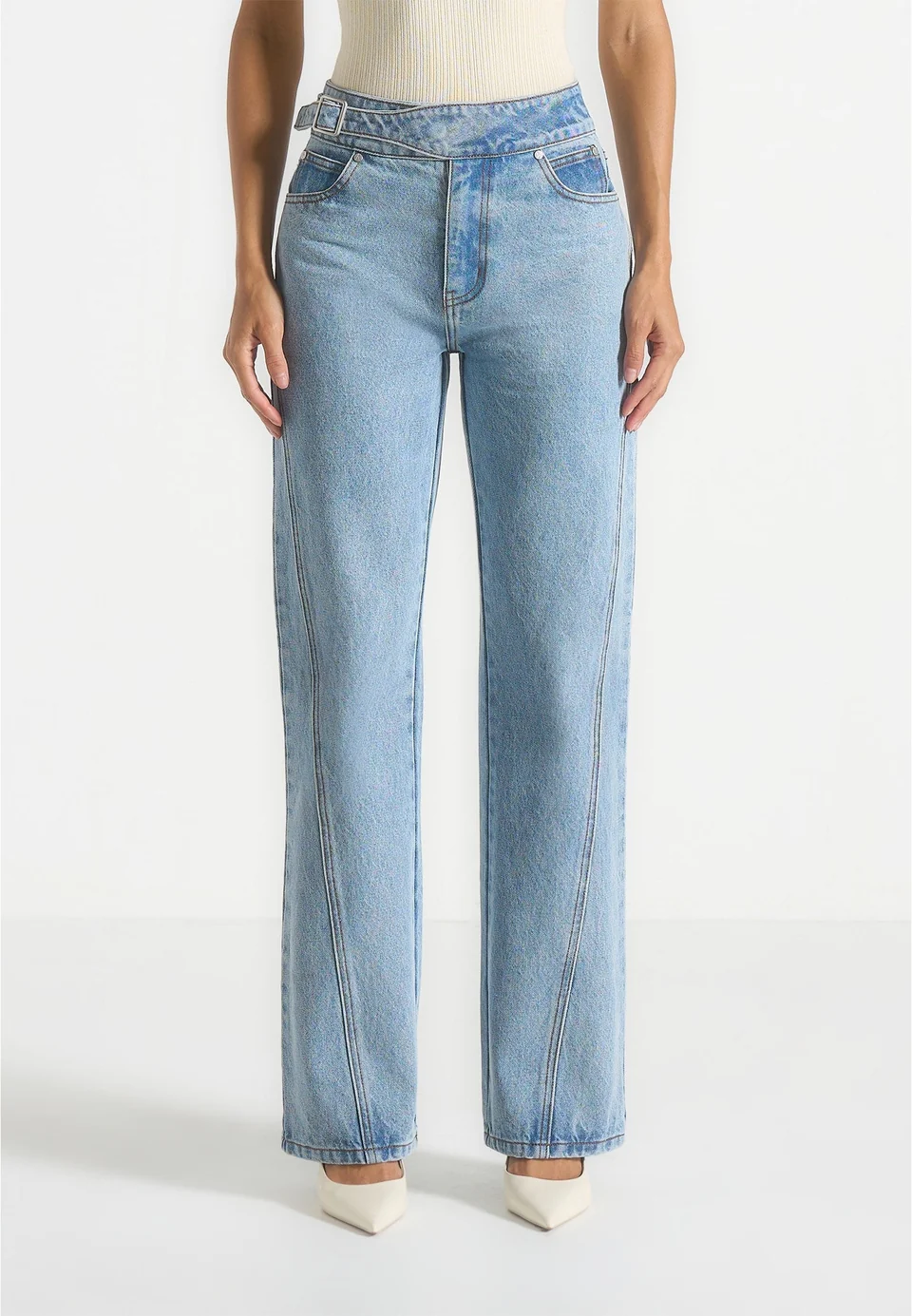 Light Wash Blue Torvexiatee Zenvora High Rise Straight Leg Jeans with Asymmetric Waistband Detail 4 Light Wash Blue Torvexiatee Zenvora High Rise Straight Leg Jeans with Asymmetric Waistband Detail - Image 2